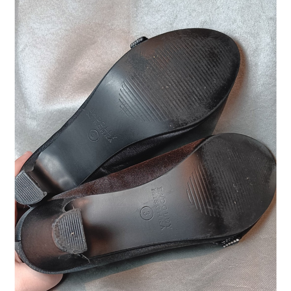 Badgley Mischka Girls Size 3 Black Dress Shoes Medium Heel Pageant Pump - Picture 3 of 5
